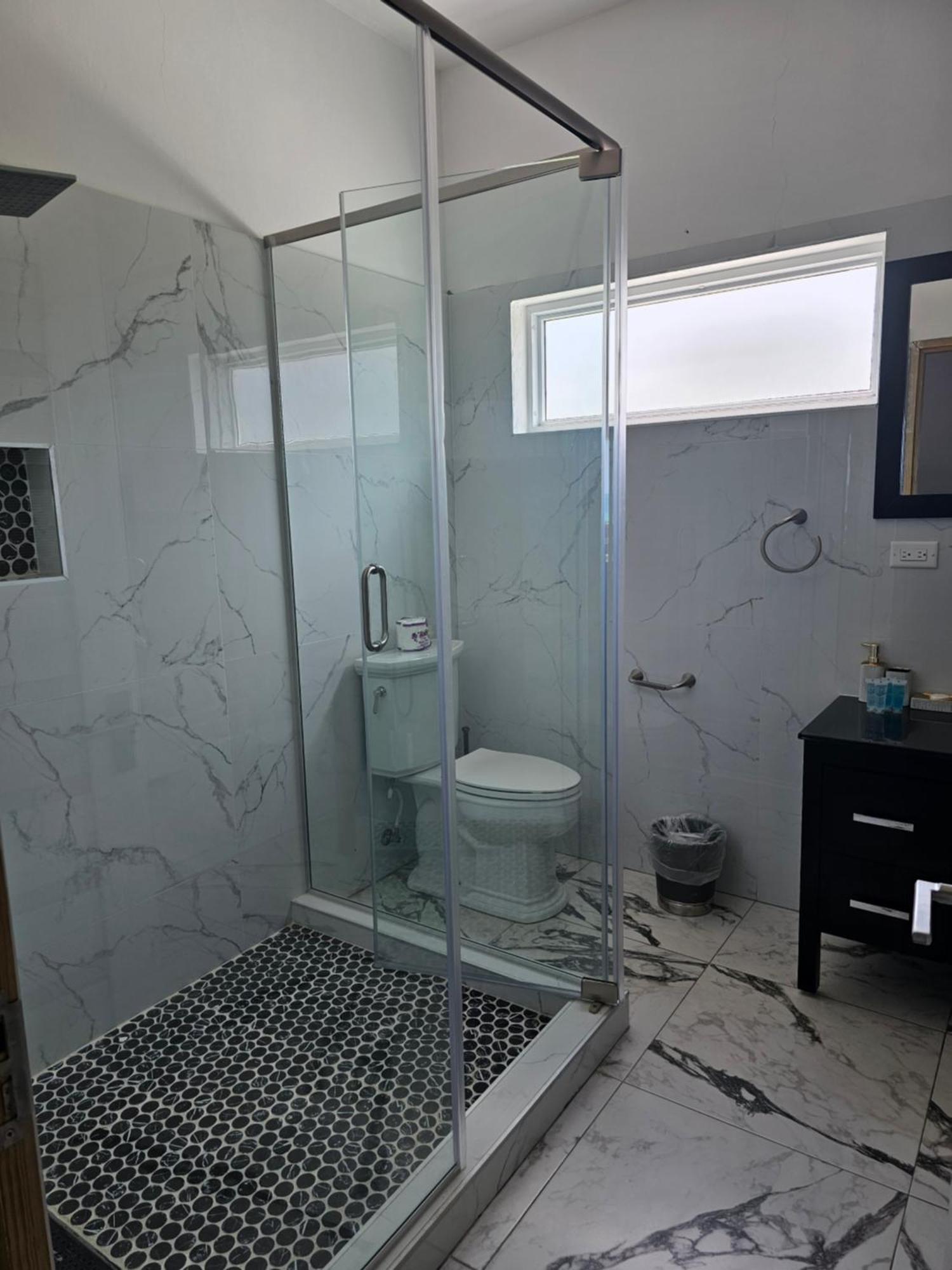 Roots Cafe Rooms Негрил Екстериор снимка